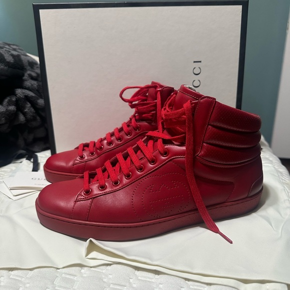 Red Men Gucci Sneakers Size 10.5 with box - Picture 1 of 9
